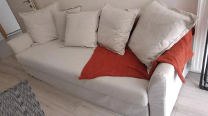Kullanılmış ama tertemiz 3'lü yataklı kanepe ikea