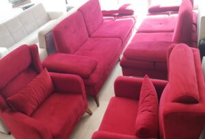 Öğrenci için İnegöl Mobilya Koltuk Takımları, İnegöl Mobilya Dükkanı 18 ikinci el kırmızı koltuk takımı toplam 4 parça rahat ve ucuz