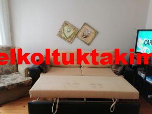 Uzanmalı yatak olan yatmalı kanepe çekyat