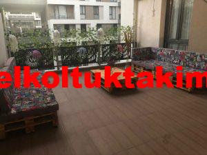 Defolu spot koltuk takımı Farklı büyüklüklerdeki Duvar renklerine uygun 3 ikinci el türkü bar sedir döşek koltuk