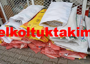 çiçek desenli koltuk takımı toplam 4 parça 16 çıkma ikinci el çuval hammaddeden çıkmış olup
